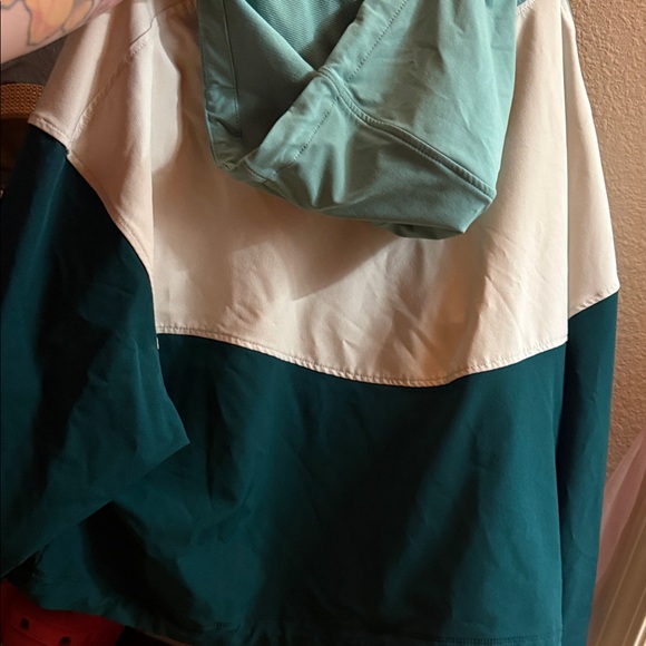 Colorblock Half-Zip Pullover - Picture 2 of 4